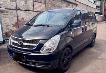 Hyundai H-1 Starex 171.000 km 15.900 &euro; Dormagen 41539