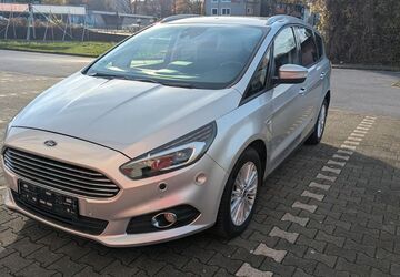 Ford S-Max 138.000 km 13.150 &euro; essen 45145
