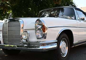 Mercedes-Benz 300 109.600 km 139.000 &euro; Meerbusch 40668