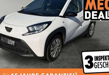 Toyota Aygo X 2.866 km 13.990 &euro; Düsseldorf 40595