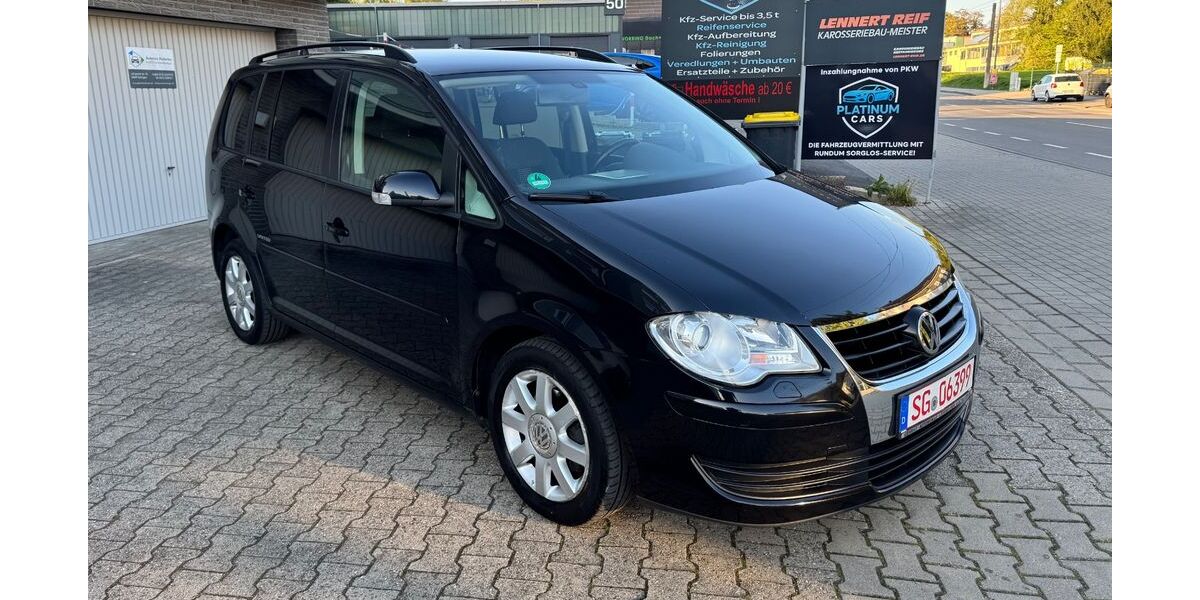 VW Touran 289.000 km 4.450 &euro; Solingen 42699