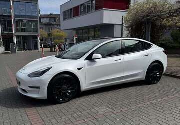 Tesla Model 3 39.900 km 28.599 &euro; Korschenbroich 41352