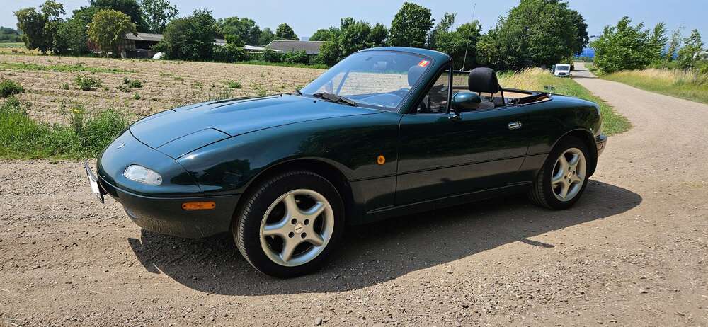 Mazda MX-5 125.800 km 8.900 &euro; Dormagen 41539