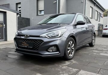 Hyundai i20 94.000 km 13.300 &euro; Bottrop 46236