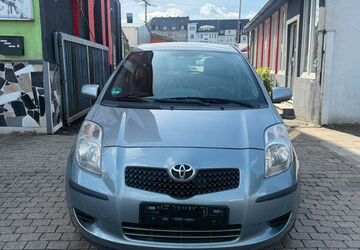 Toyota Yaris 148.000 km 2.999 &euro; Essen 45359