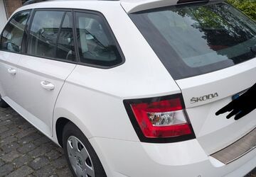 Skoda Fabia 153.000 km 6.600 &euro; Krefeld 47803