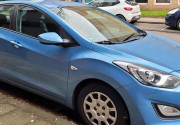 Hyundai i30 118.000 km 6.500 &euro; Essen 45355