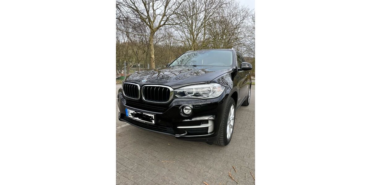 BMW X5 147.000 km 25.400 &euro; Essen 45309