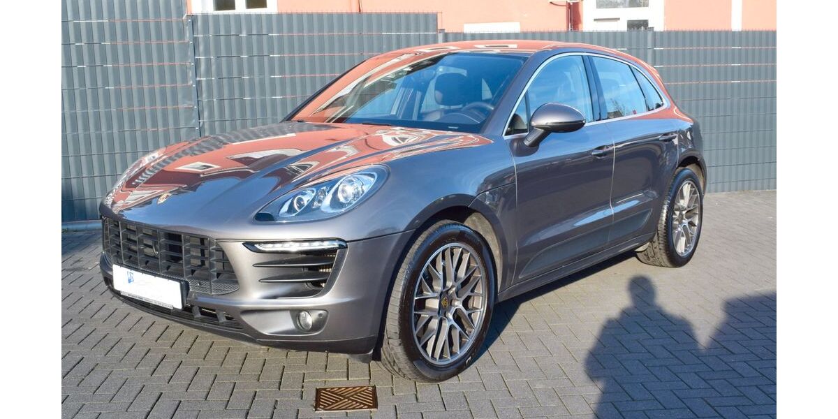 Porsche Macan 175.000 km 23.899 &euro; Meerbusch 40667