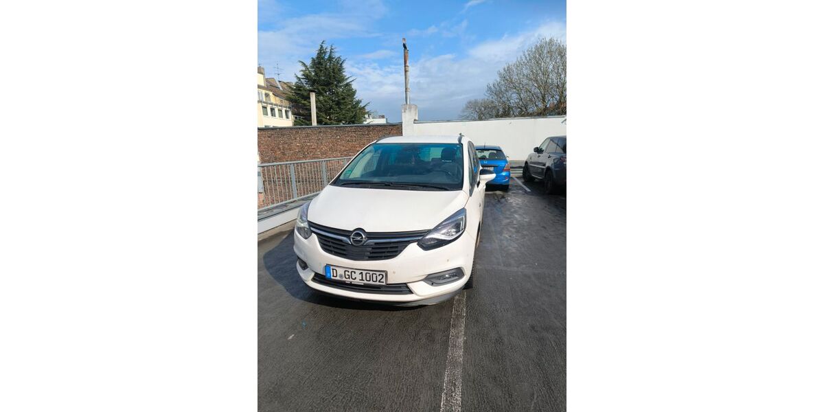 Opel Zafira 335.000 km 6.900 &euro; Düsseldorf 40233