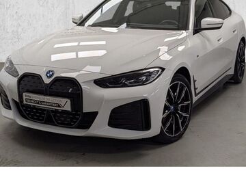BMW i4 89.075 km 33.940 &euro; Düsseldorf 40595