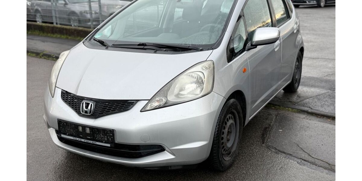 Honda Jazz 181.000 km 3.700 &euro; Hilden 40721