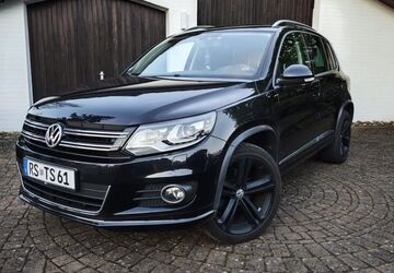 VW Tiguan 208.000 km 9.990 &euro; Solingen 42699
