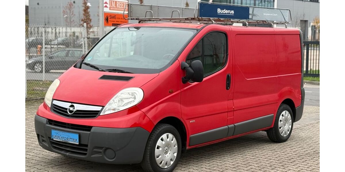 Opel Vivaro 80.000 km 6.999 &euro; Bottrop 46238