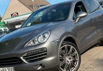 Porsche Cayenne 218.000 km 17.999 &euro; Krefeld 47805
