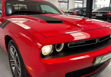 Dodge Challenger 131.500 km 21.999 &euro; Solingen 42697