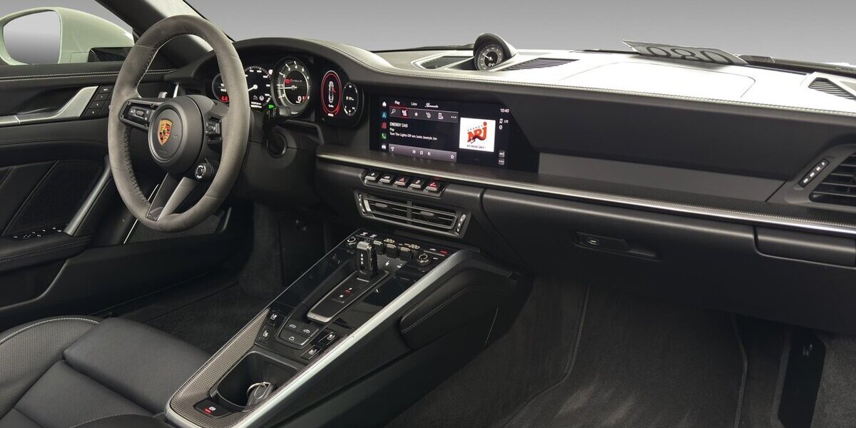 Porsche 911 992 Turbo S Burm Approved Aero Matrix 105.961 km 176.900 &euro; Wuppertal 42327