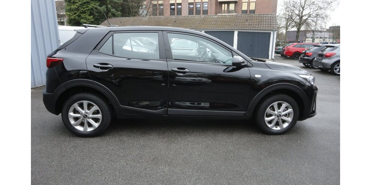 Kia Stonic 1,2 Edition7- Klima SHZ PDC Alu 33Tk,1 Hd 33.000 km 13.499 &euro; Neuss 41462