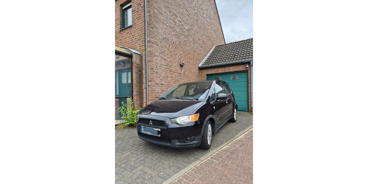 Mitsubishi Colt 120.000 km 3.100 &euro; Neuss 41469