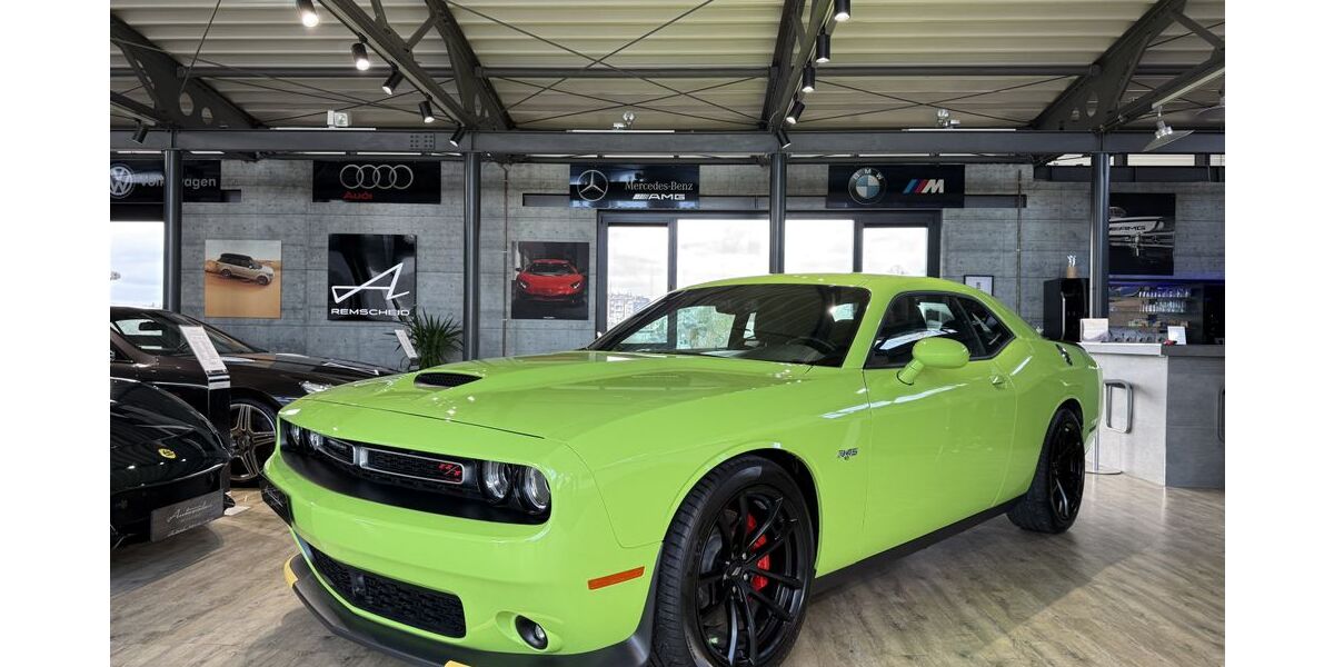 Dodge Challenger 6.799 km 46.990 &euro; Remscheid 42859