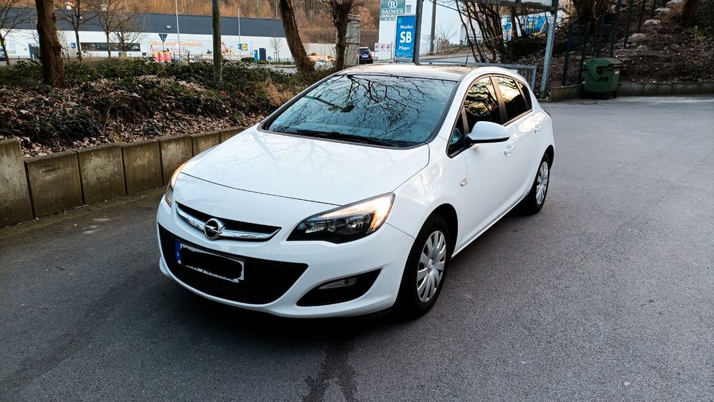 Opel Astra 131.500 km 5.199 &euro; Wuppertal 42389