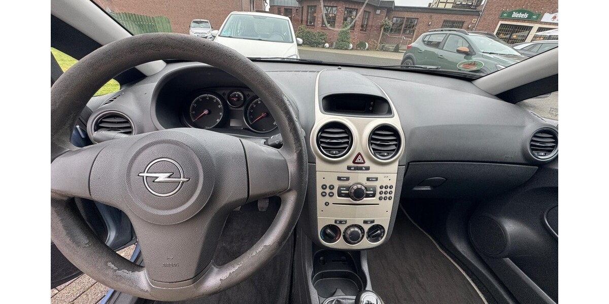 Opel Corsa 125.600 km 2.000 &euro; Grevenbroich 41515