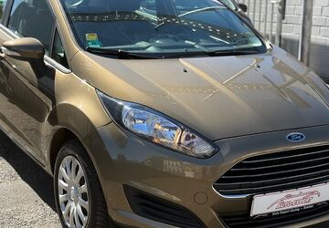 Ford Fiesta 59.000 km 5.990 &euro; Krefeld 47807