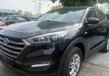 Hyundai TUCSON 105.000 km 9.999 &euro; Gelsenkirchen Erle 45891