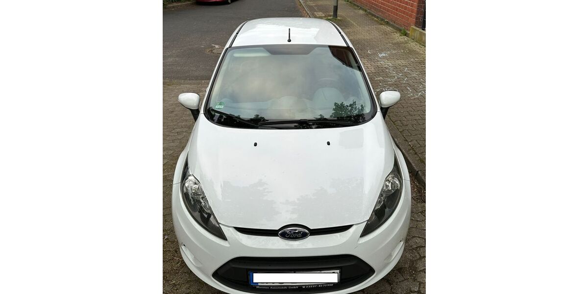 Ford Fiesta 250.099 km 2.799 &euro; Düsseldorf 40599