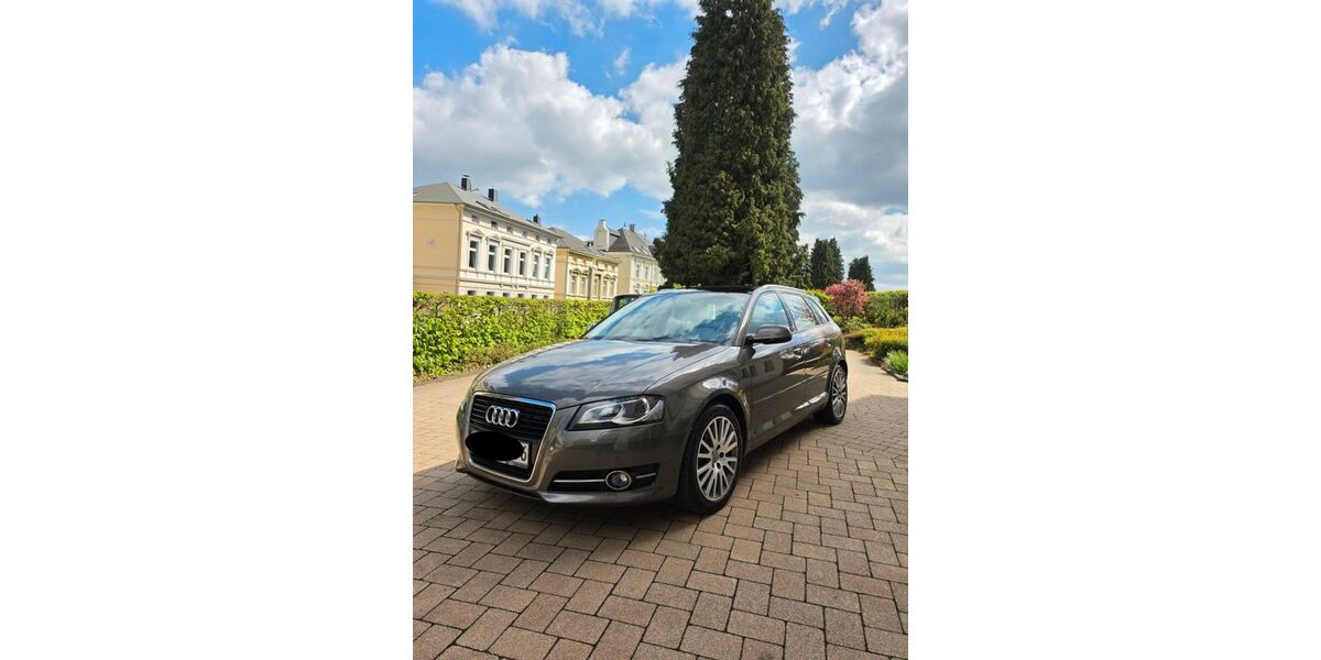 Audi A3 130.000 km 8.199 &euro; Wuppertal 42113