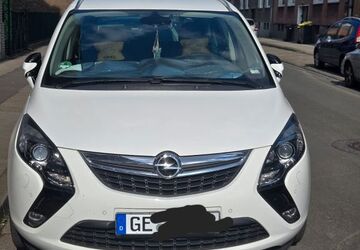 Opel Zafira Tourer 61.000 km 15.650 &euro; Gelsenkirchen 45899