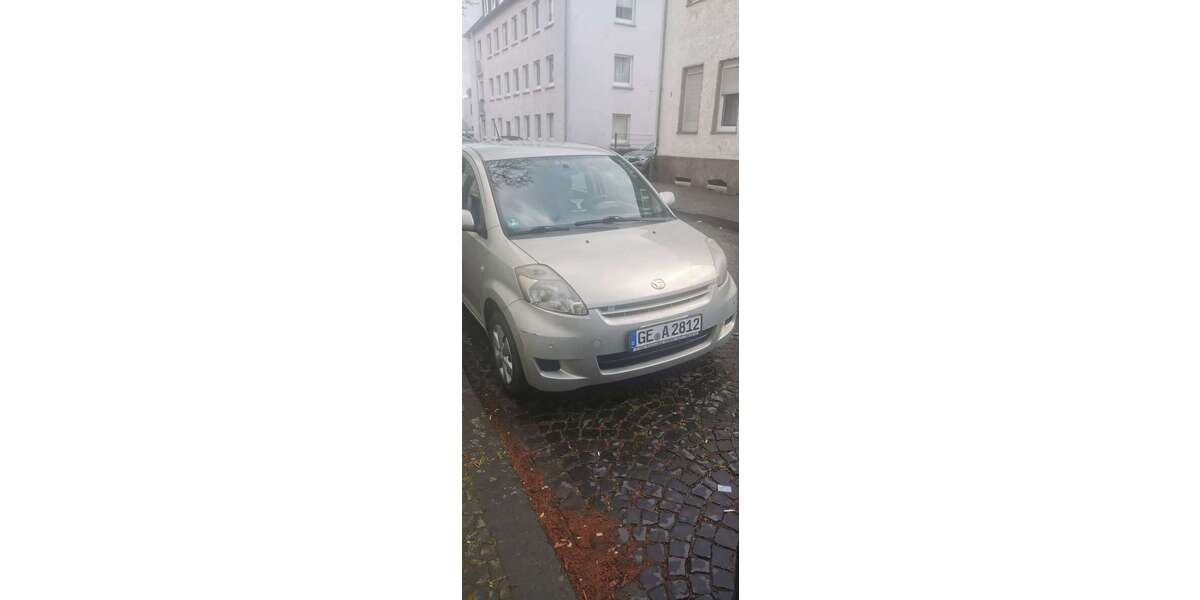 Daihatsu Sirion 95.333 km 2.500 &euro; Bulmke-Hüllen (Gelsenkirchen) 45888