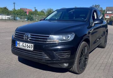 VW Touareg 179.537 km 16.100 &euro; Ratingen 40885