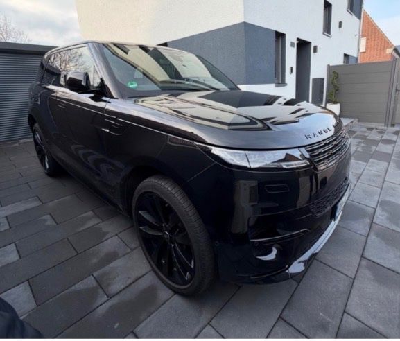 Land Rover Range Rover 30.729 km 133.000 &euro; Neukirchen-Vluyn 47506