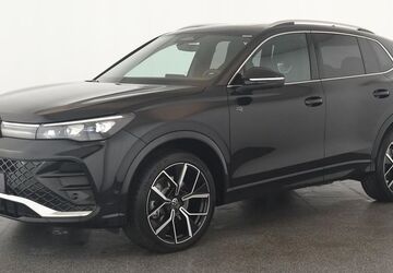 VW Tiguan 15.300 km 46.084 &euro; Neuss 41464