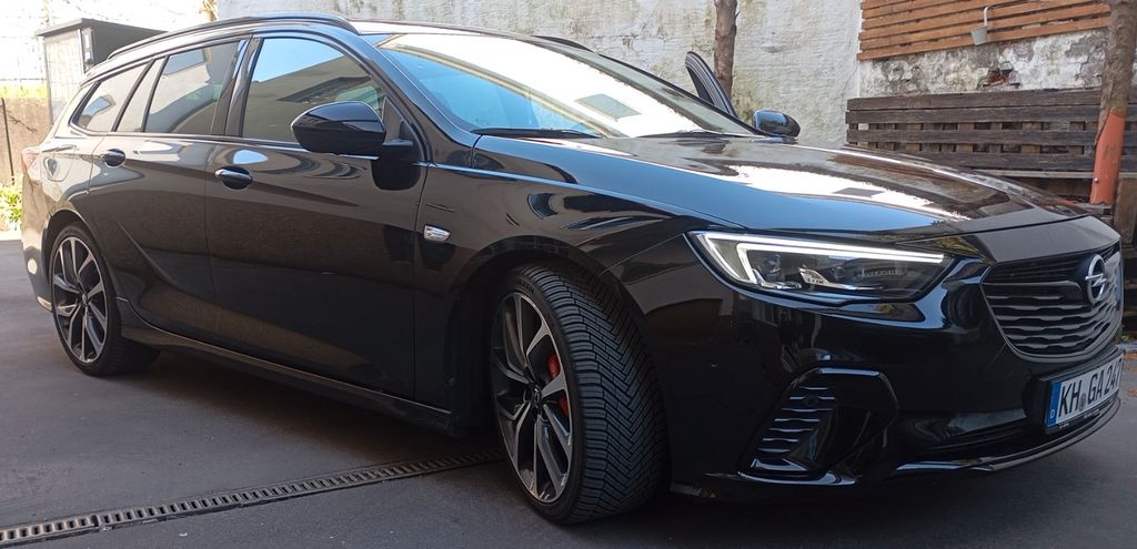 Opel Insignia 97.630 km 19.750 &euro; Remscheid 42853