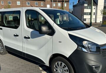 Opel Vivaro 50.000 km 17.880 &euro; Duisburg 47138