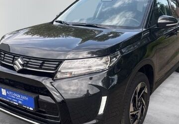 Suzuki Vitara 15.329 km 25.880 &euro; Düsseldorf 40472