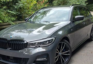 BMW 330 87.000 km 33.700 &euro; Wuppertal 42349