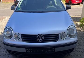 VW Polo 101.436 km 2.800 &euro; Grevenbroich 41516