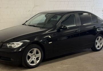 BMW 318 129.800 km 5.400 &euro; Düsseldorf 40468