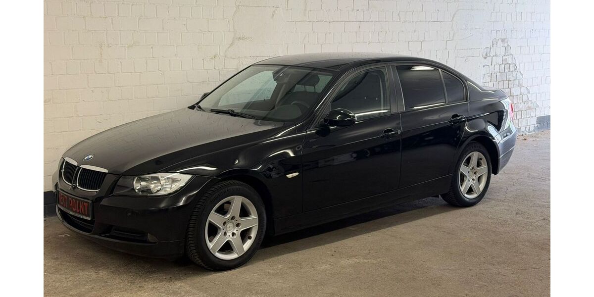 BMW 318 129.800 km 5.400 &euro; Düsseldorf 40468