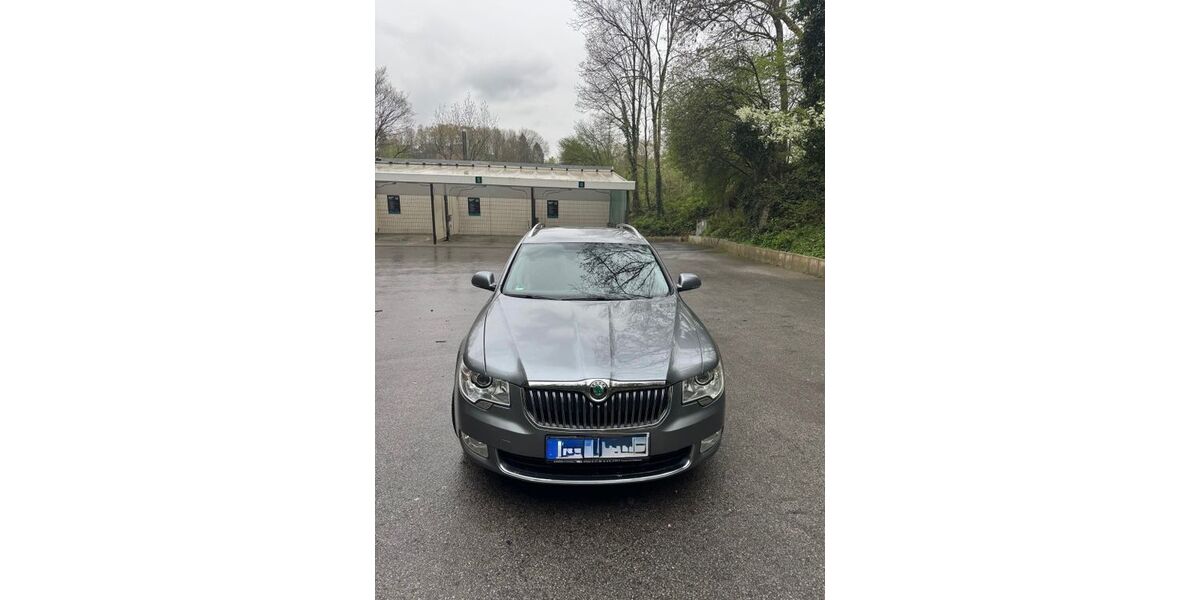 Skoda Superb 172.000 km 8.500 &euro; Wuppertal 42103