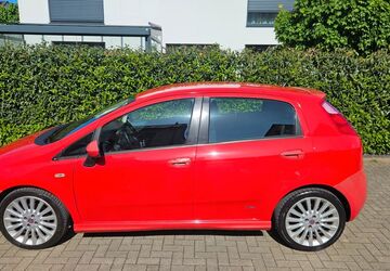 Fiat Grande Punto 125.750 km 2.999 &euro; Langenfeld 40764