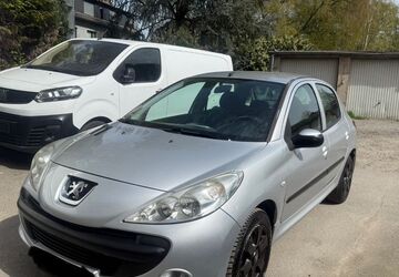 Peugeot 206 187.000 km 2.200 &euro; Essen 45143