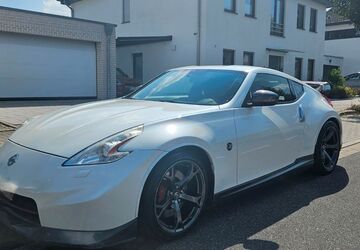 Nissan 370Z 151.000 km 26.999 &euro; Krefeld 47829
