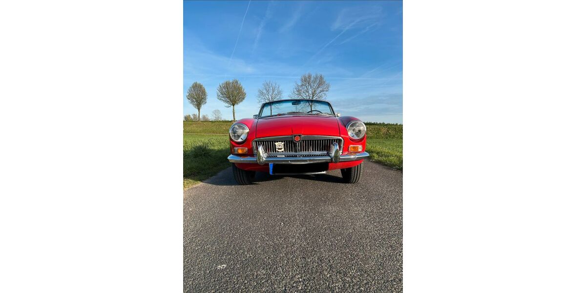 MG B 64.000 km 21.950 &euro; Hilden 40724