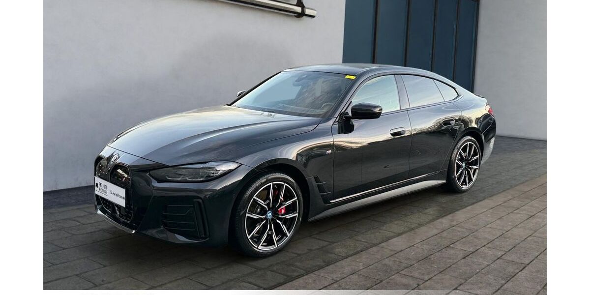 BMW i4 26.300 km 38.399 &euro; Meerbusch 40668