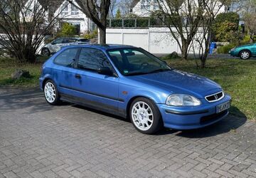 Honda Civic 180.000 km 4.650 &euro; Ratingen 40880