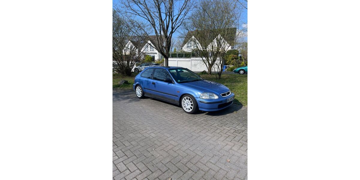 Honda Civic 180.000 km 4.650 &euro; Ratingen 40880
